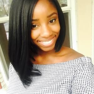 Meet your Posher, Cierra